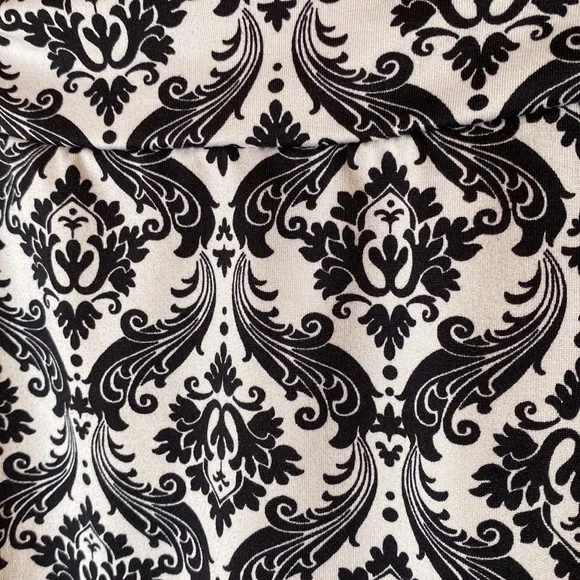 Tranquility SKIRT Small Black/White - Picture 3 of 5